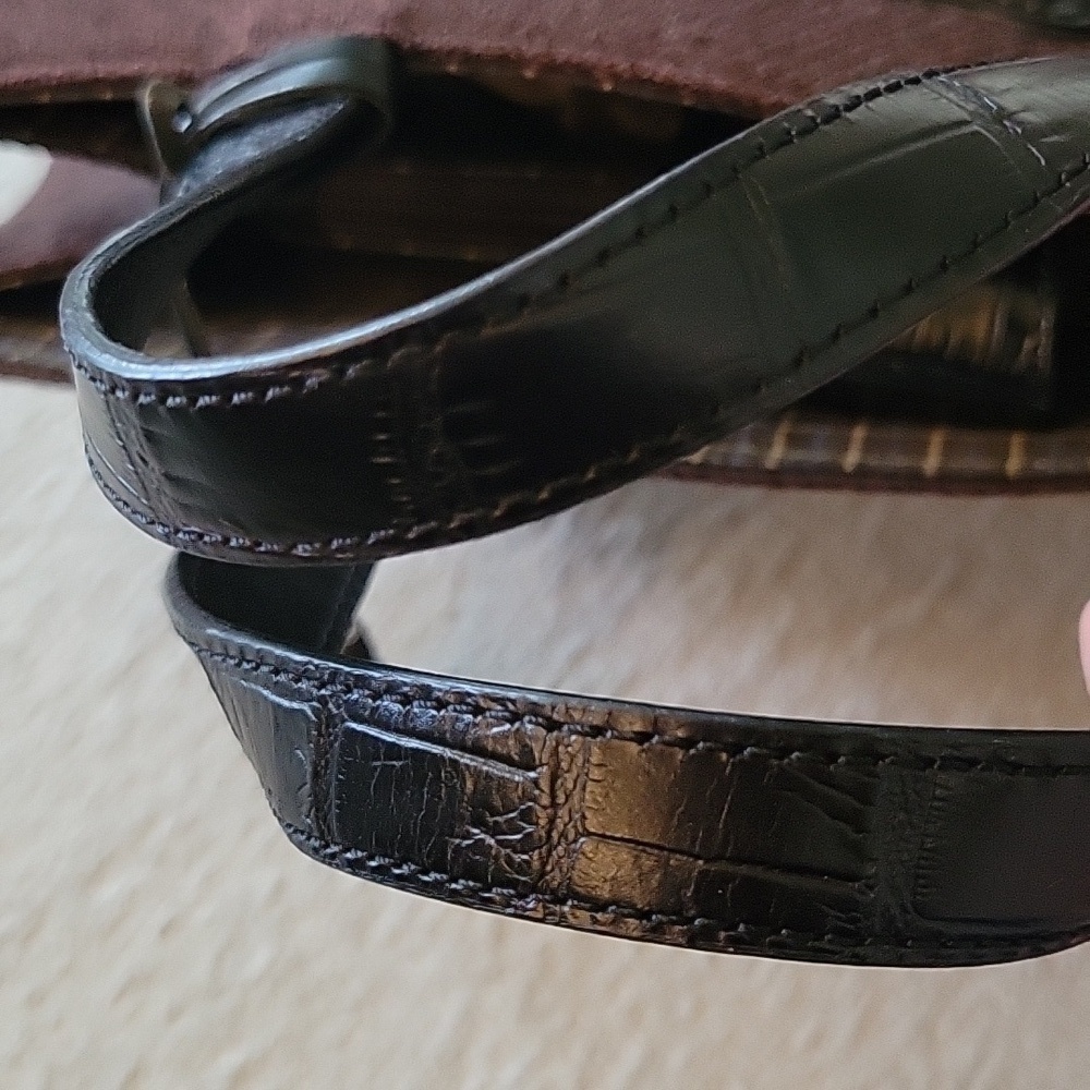 Brighton Chocolate Heart-Detail Satchel Wool and Crocodile Leather. - Picture 8 of 11